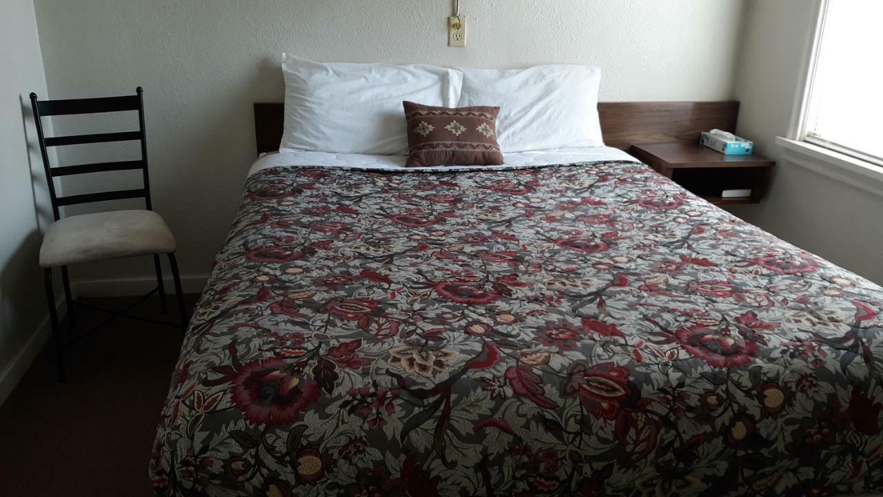 פנגואיץ' Bryce Canyon Motel חדר תמונה