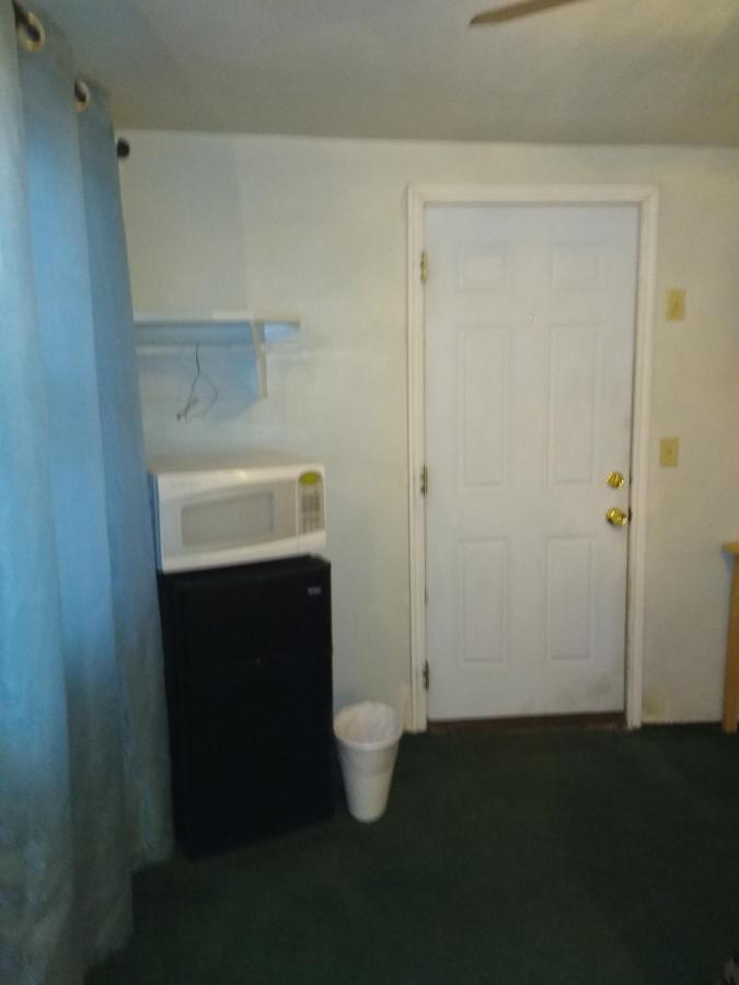 פנגואיץ' Bryce Canyon Motel מראה חיצוני תמונה